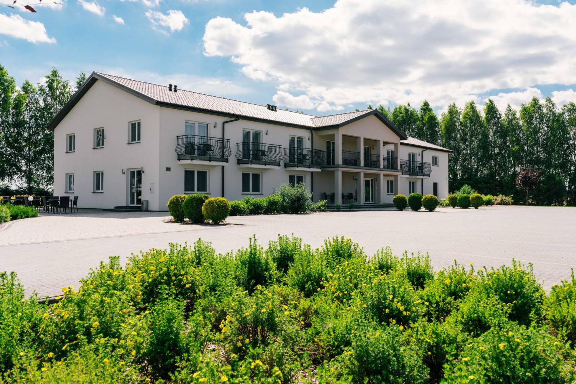 Pokoje Goscinne Lawendowy Dwor Mikoszewo Exteriör bild